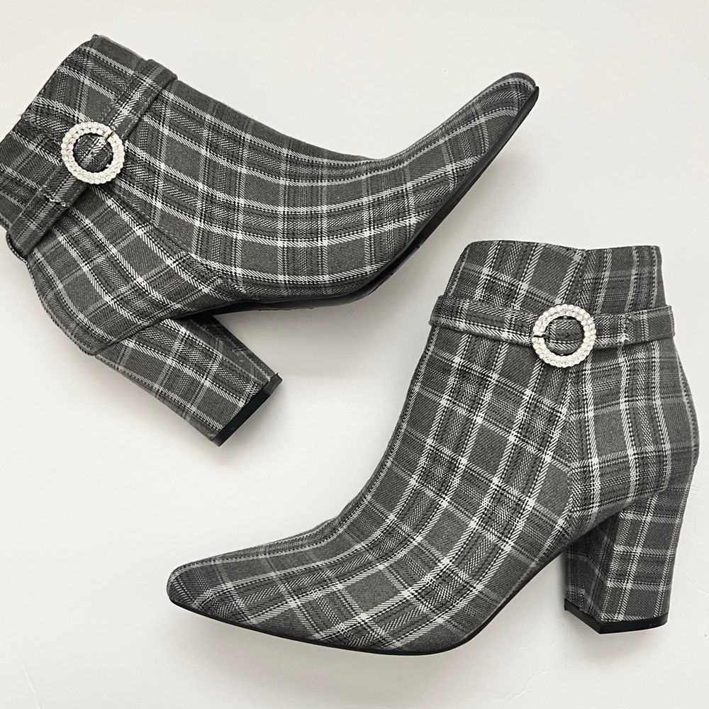 Life Stride SPARKLE Plaid Pointed Toe Ankle Boots with Decorative Buckle Gray 9